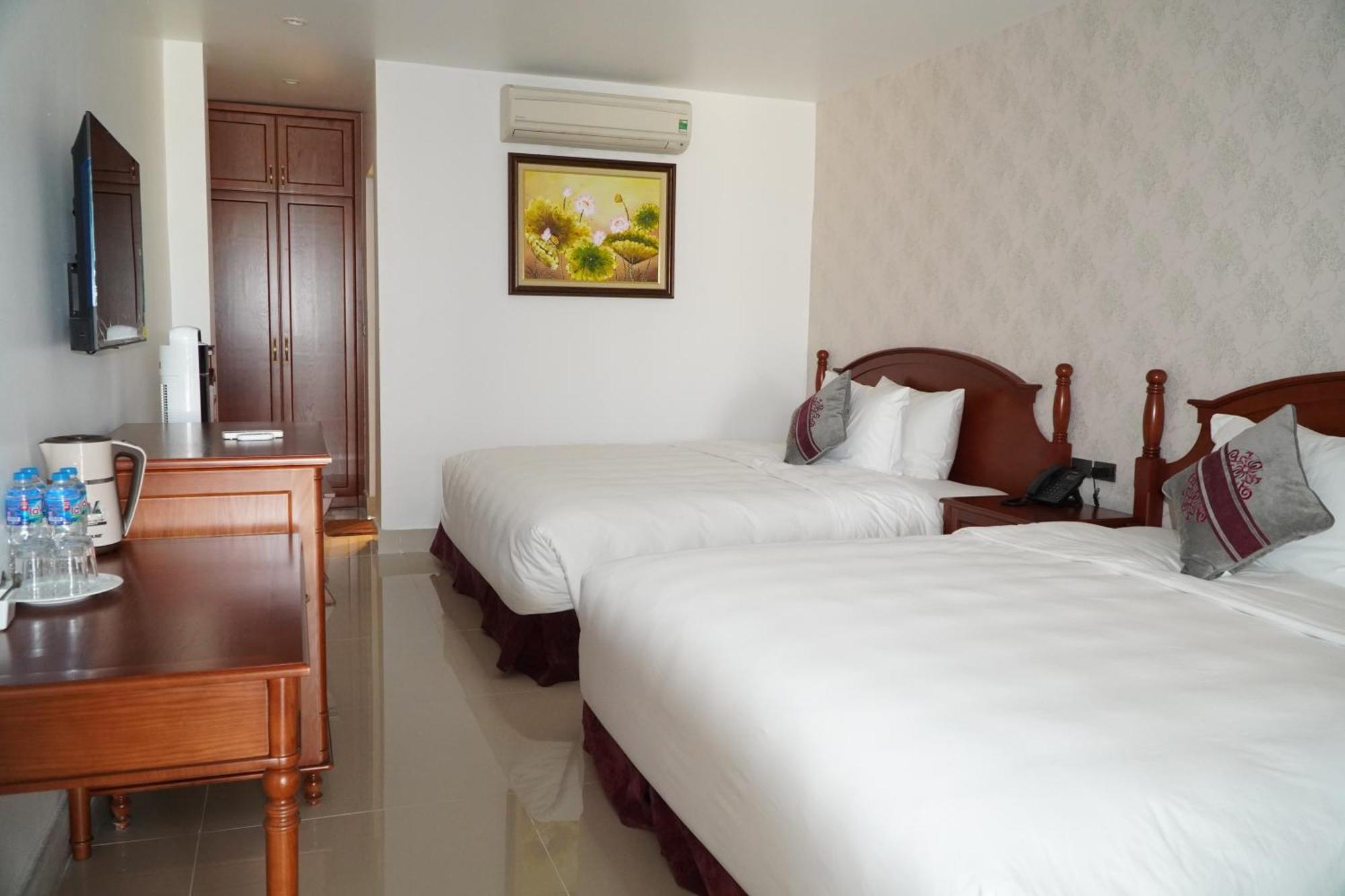 Khach San Son Nu Hotel Bac Kan Exterior photo